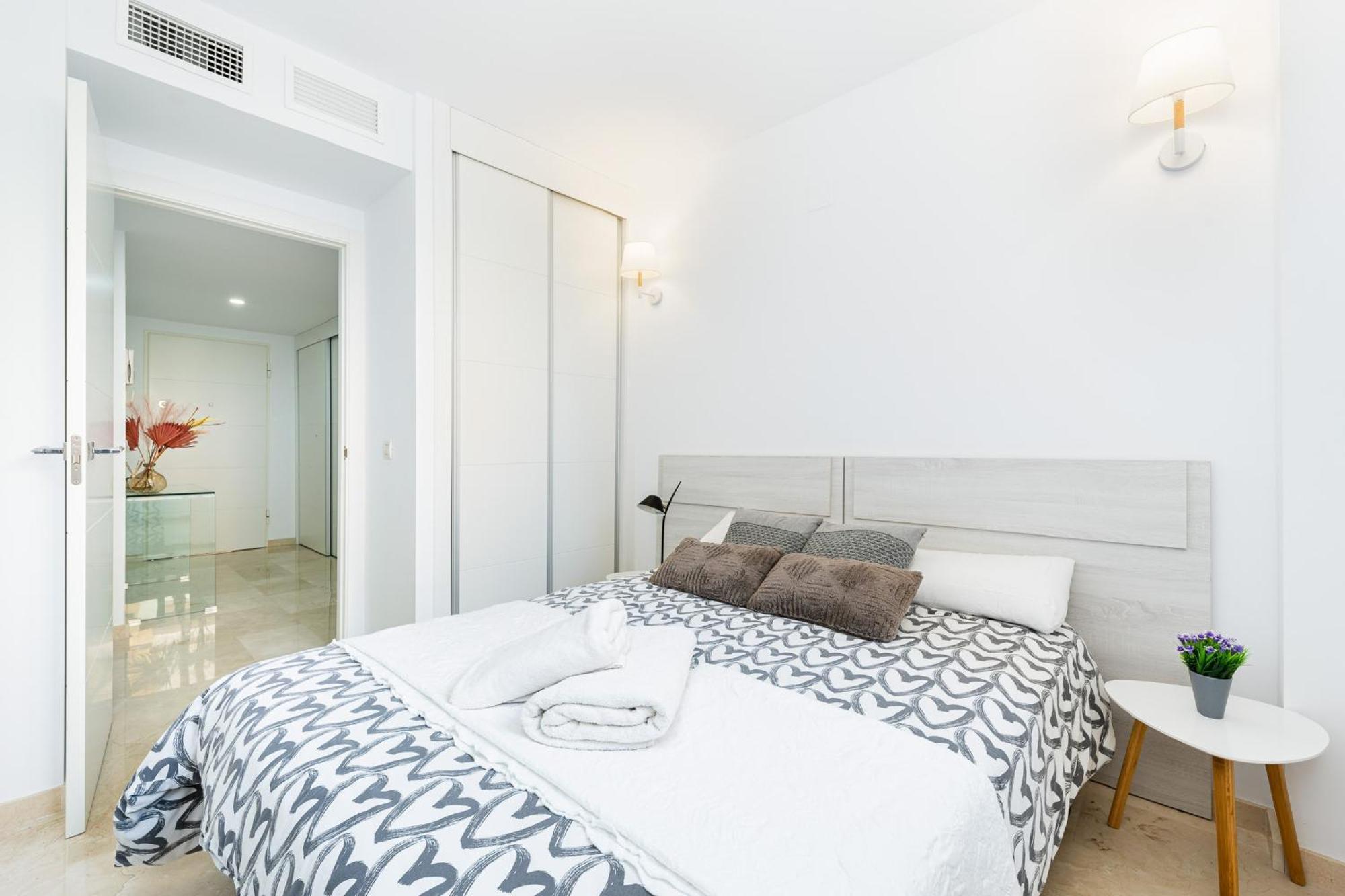 Tornado Apartamento Sunrise Τορεβιέχα Εξωτερικό φωτογραφία